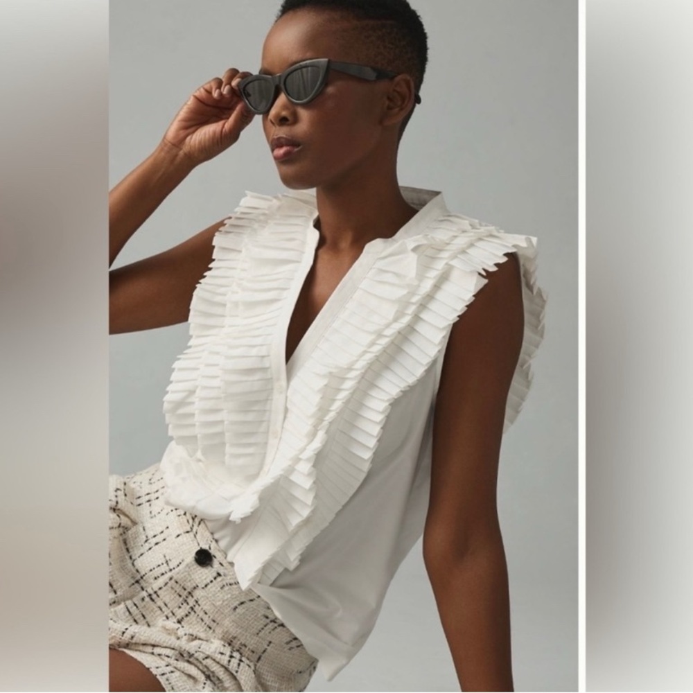 Maeve sleeveless ruffled blouse size L